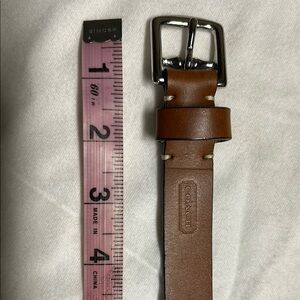 Coach women’s Brown Leather Belt, worn few times. Medium.